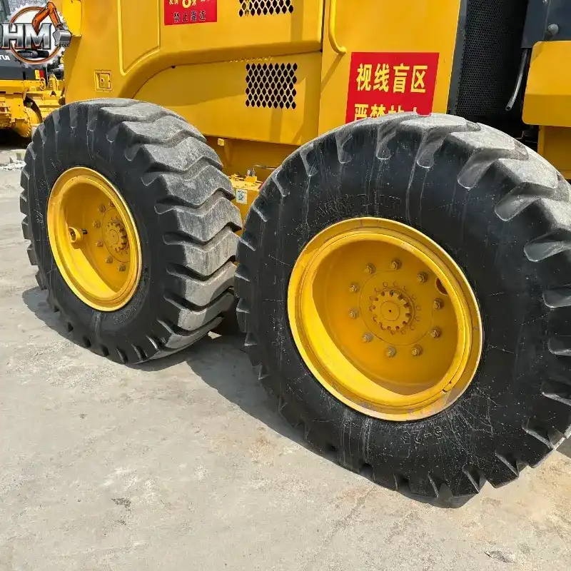 Durable Second-hand LiuGong 4215 Grader Engineering Machinery China Supplier (1)