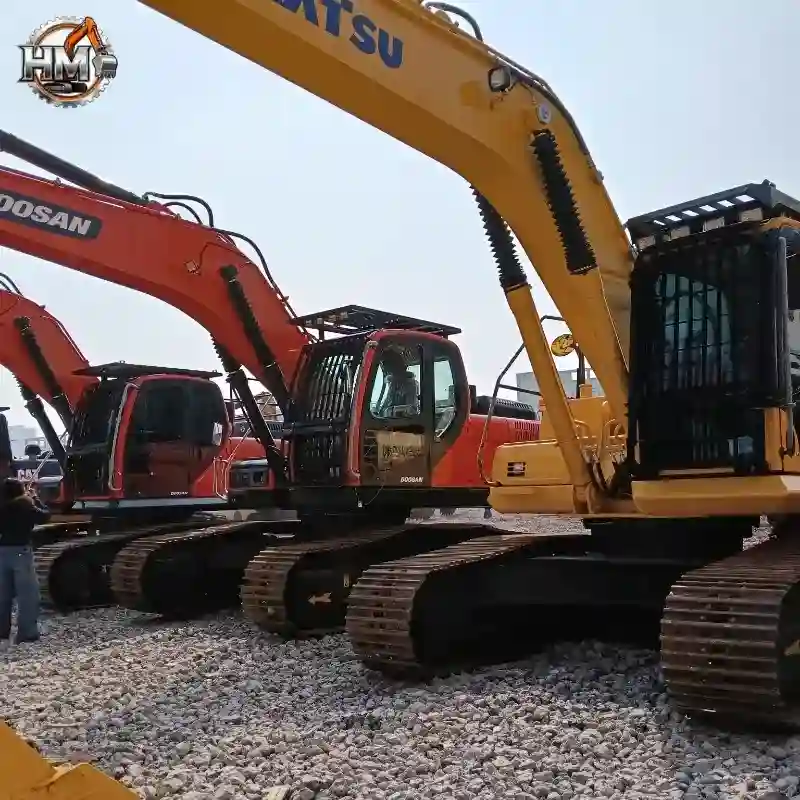 Durable Used Komatsu PC220 Hydraulic Excavator Good Condition Powerful Equipment