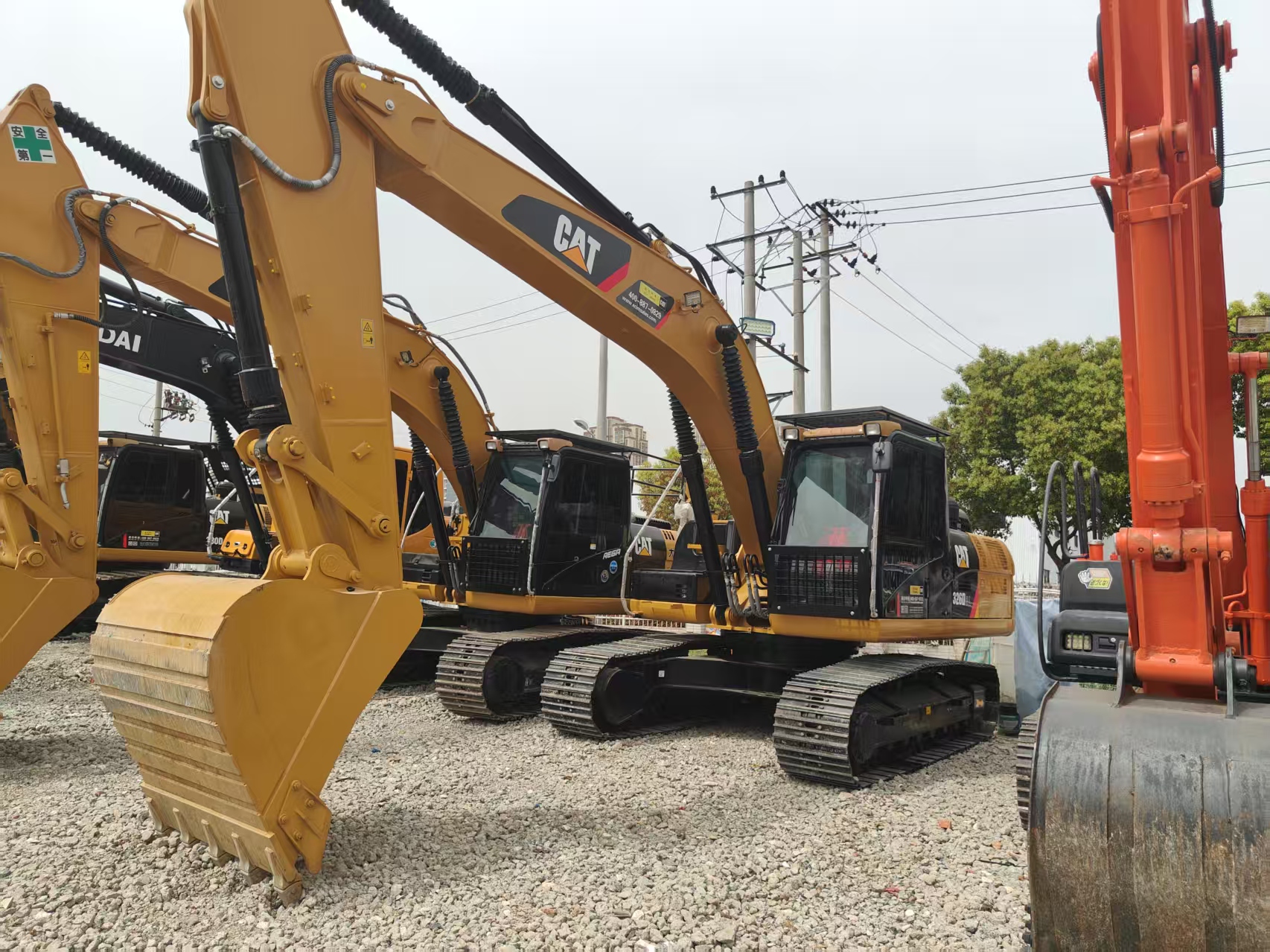 Used Caterpillar 326D2 Hydraulic Excavator