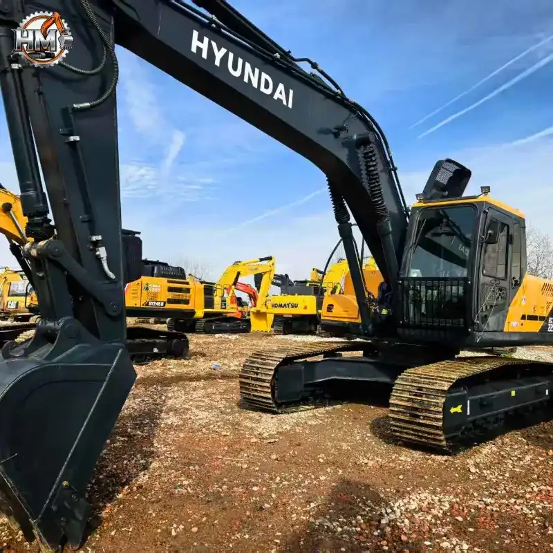 Well-maintained 90% New Used Hyundai 225HD Crawler Excavator Equipment For Sale 